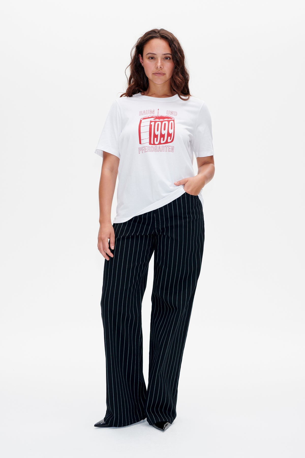 23979_1393_Lookfront.jpg Mediendatei