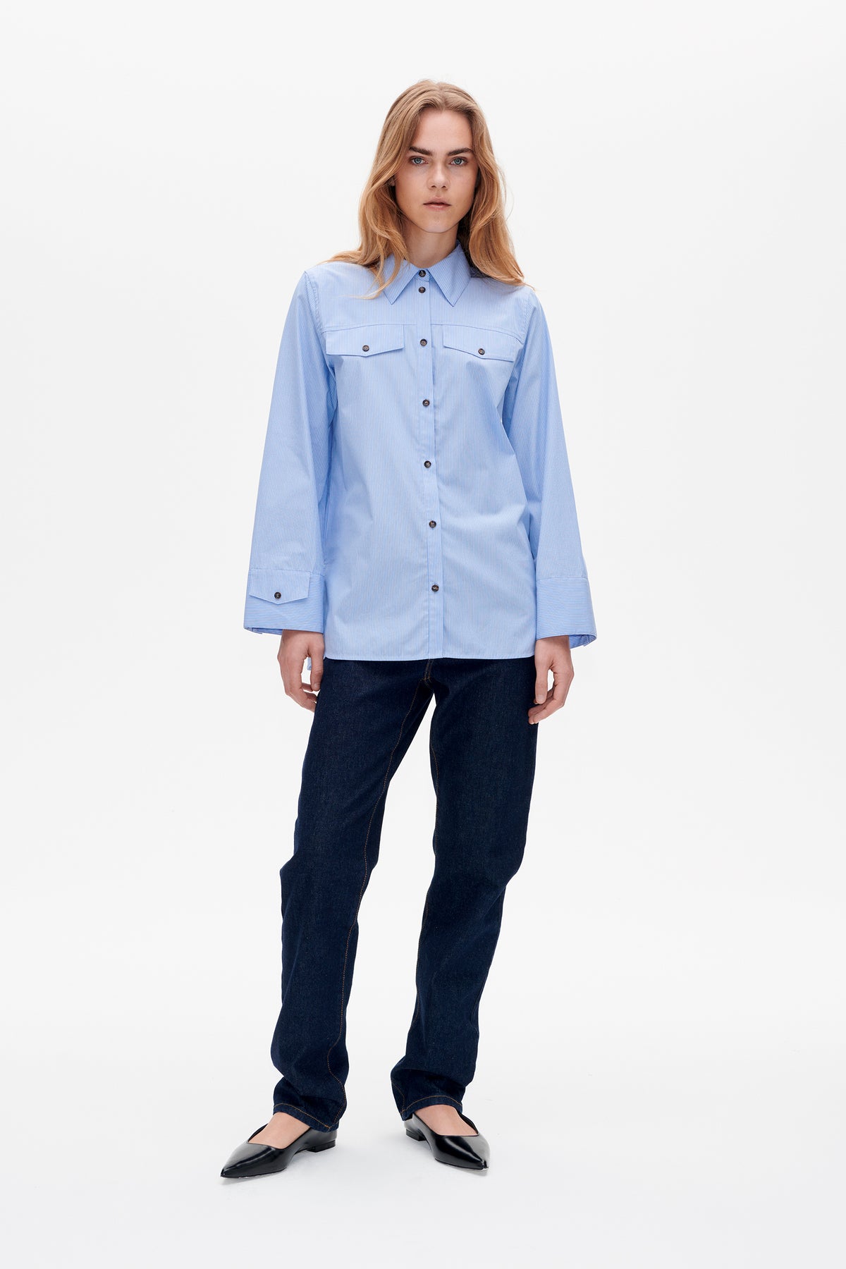 24027_7439_Lookfront.jpg mediabestand