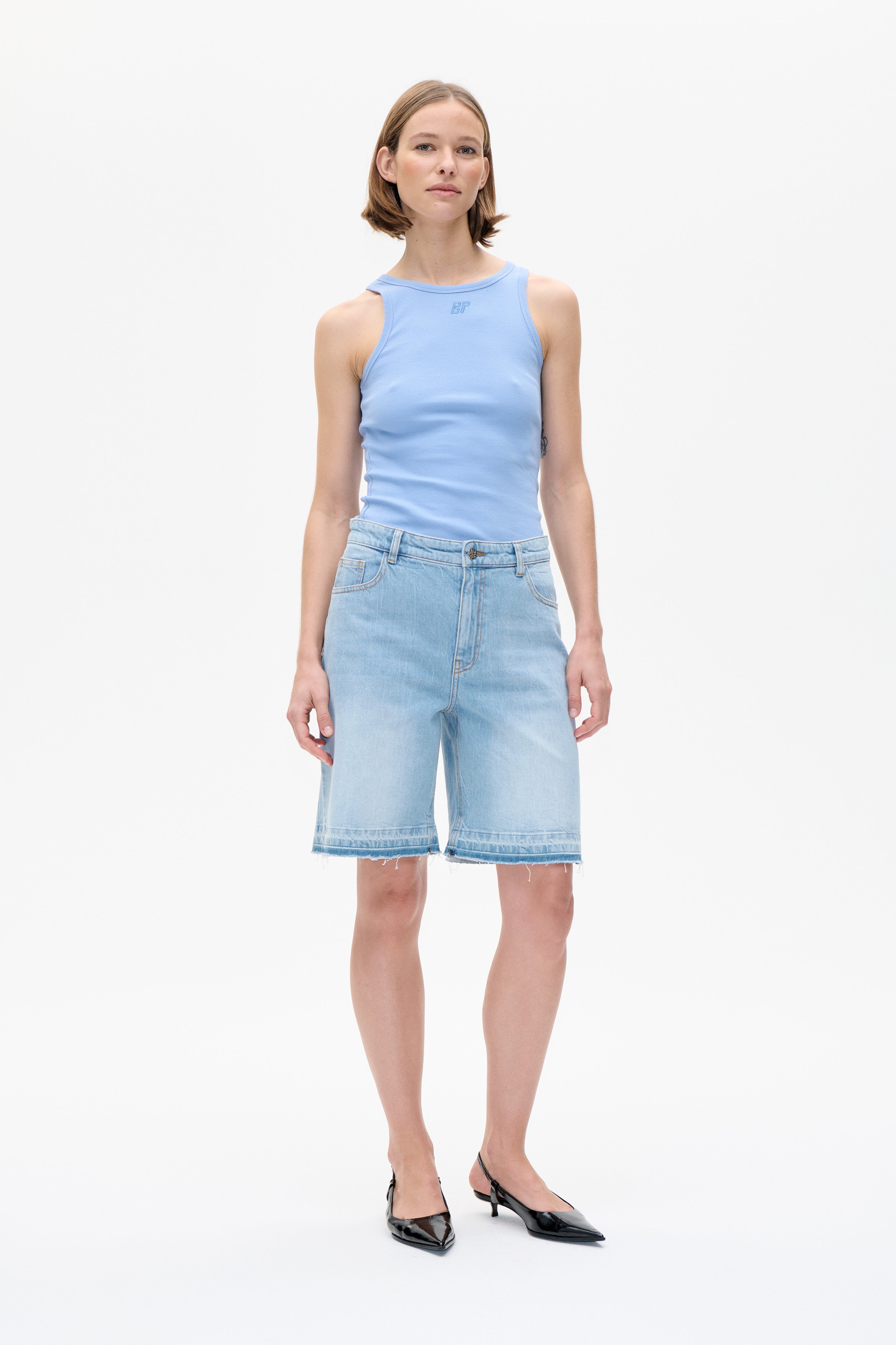 24256_7826_1.jpg media file