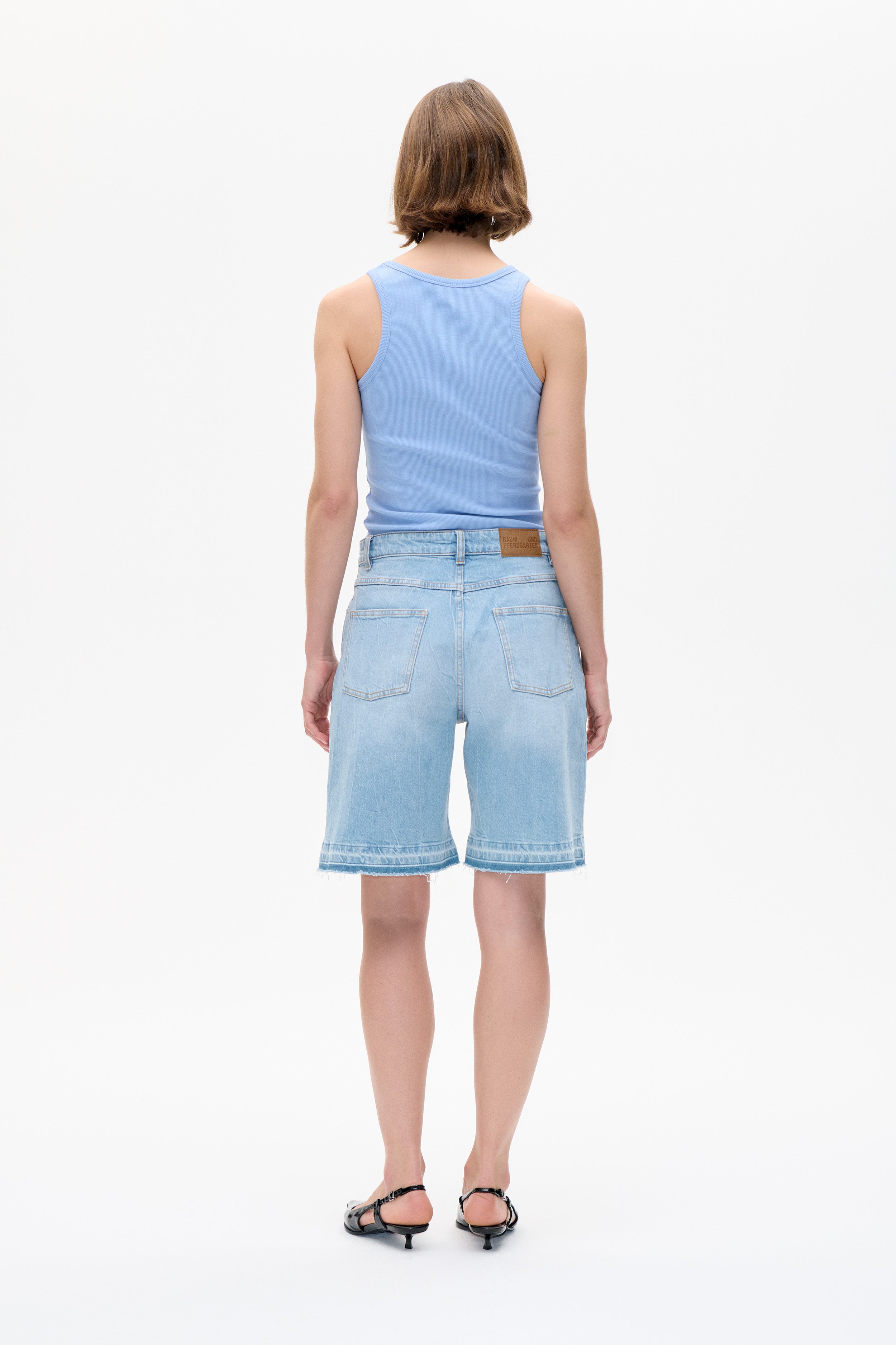 24256_7826_2.jpg media file