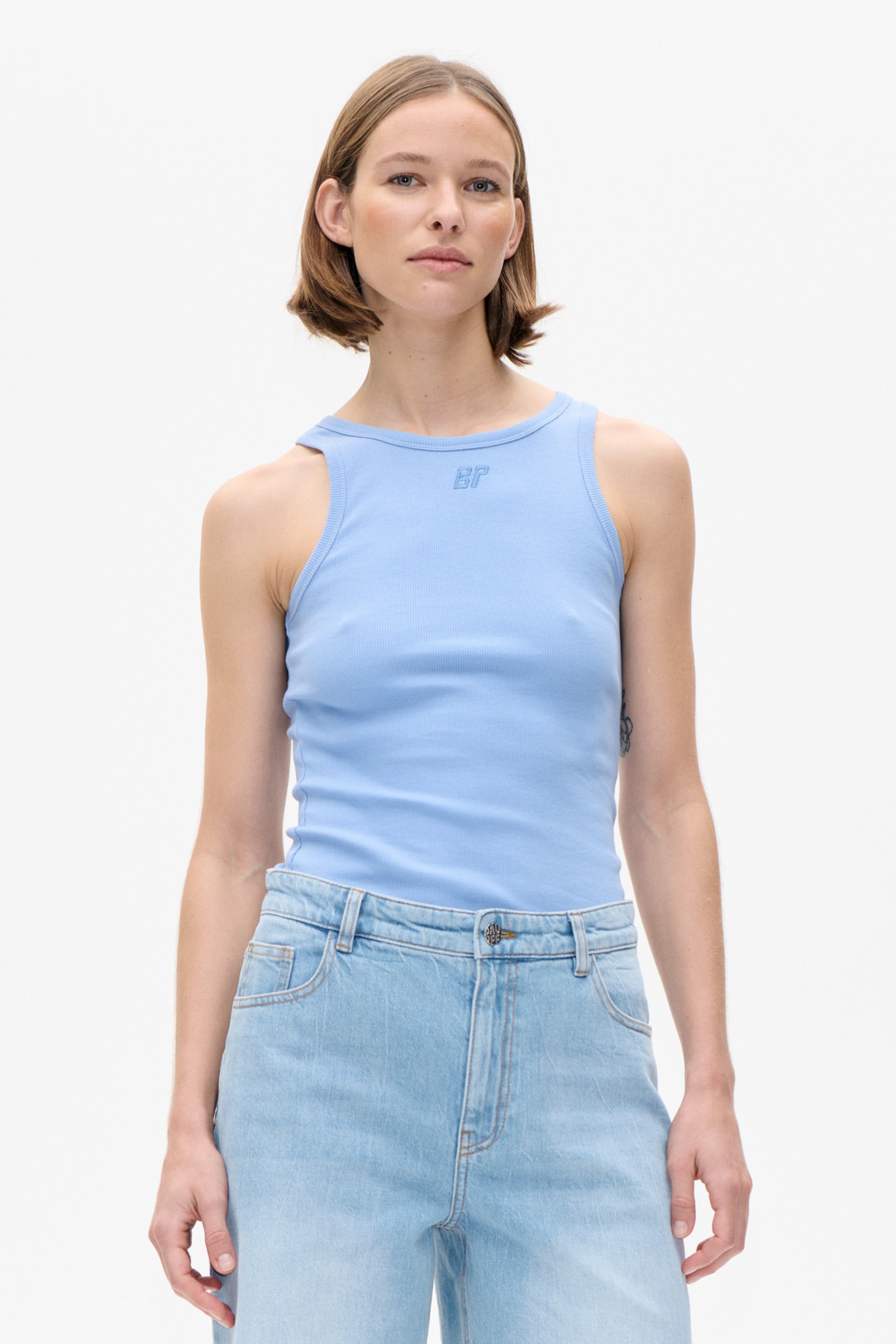 24256_7826_DETAIL.jpg media file