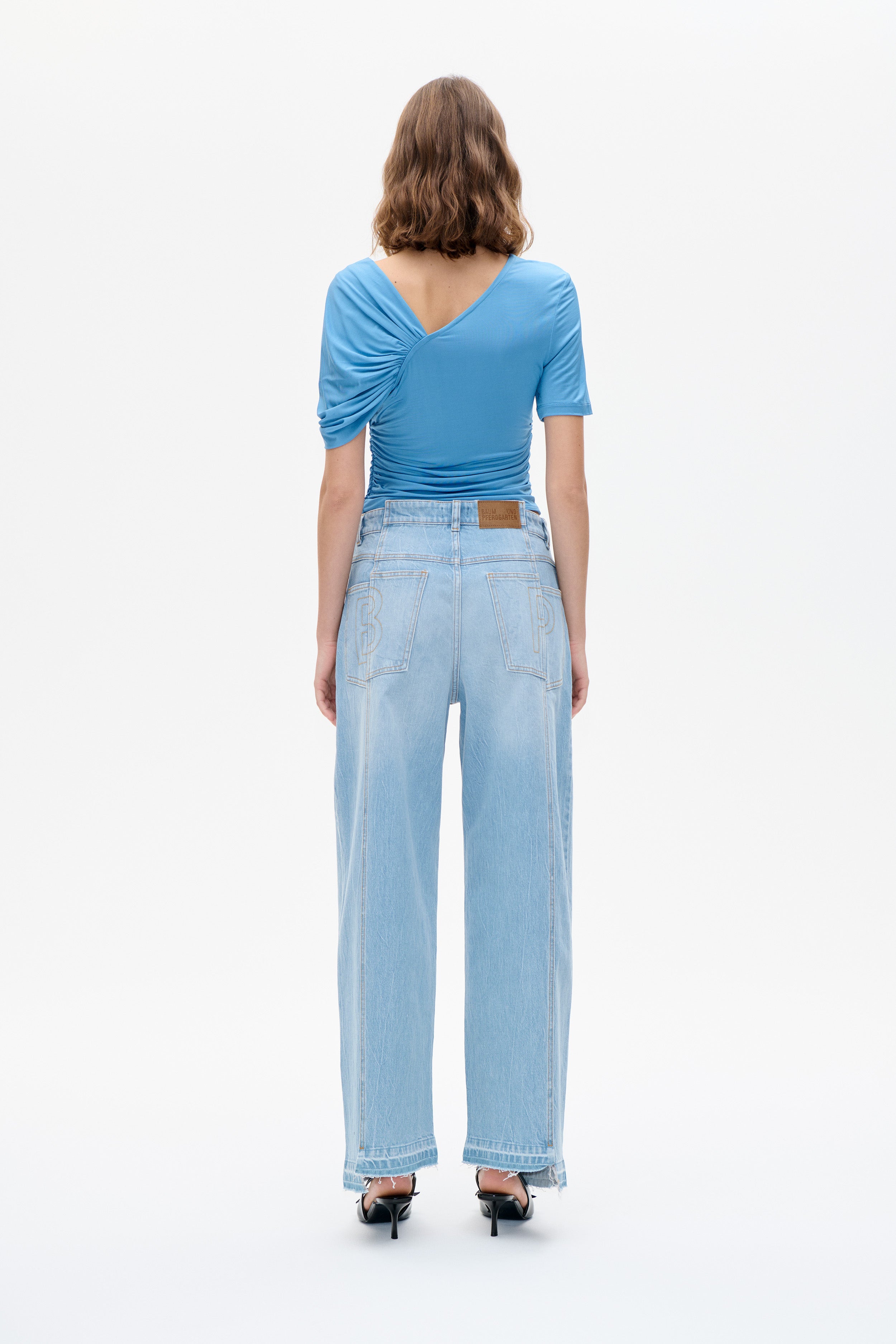 24305_7720_2.jpg media file