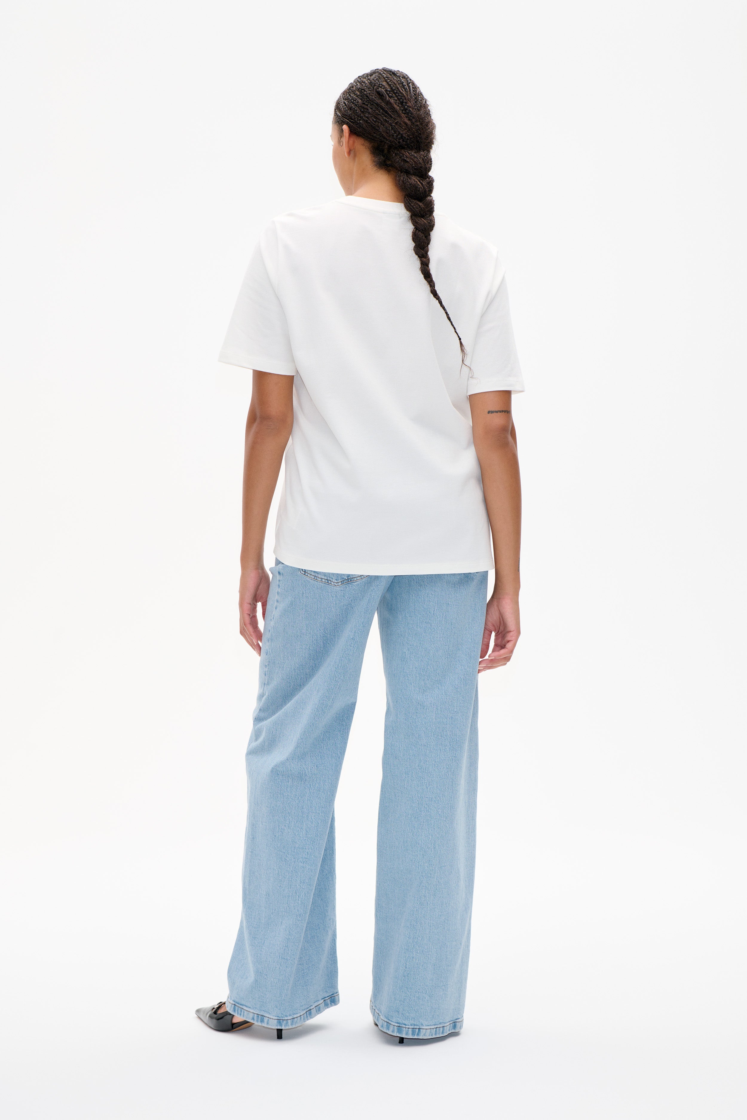 24322_1069_2.jpg media file