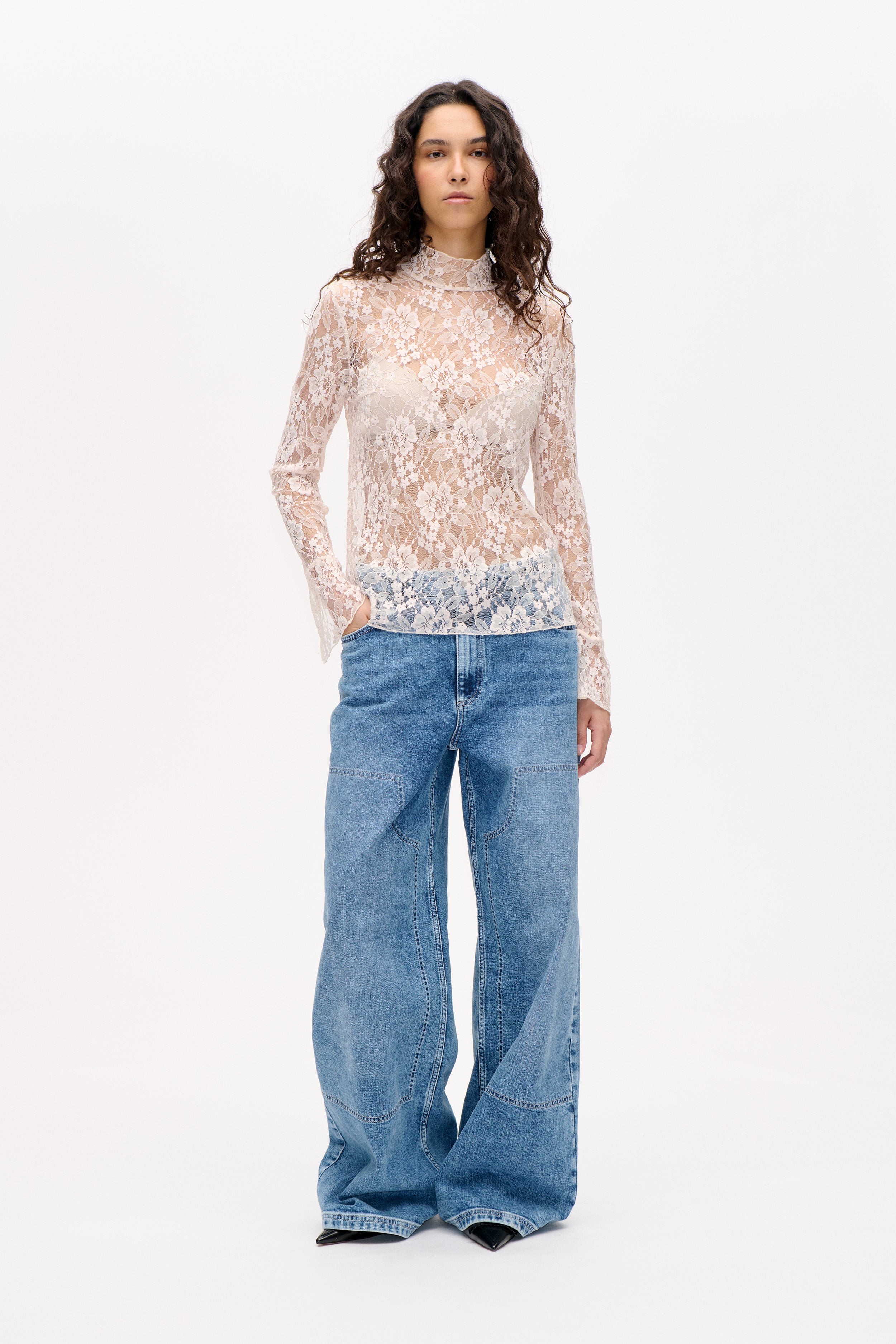 24403_1138_1.jpg media file