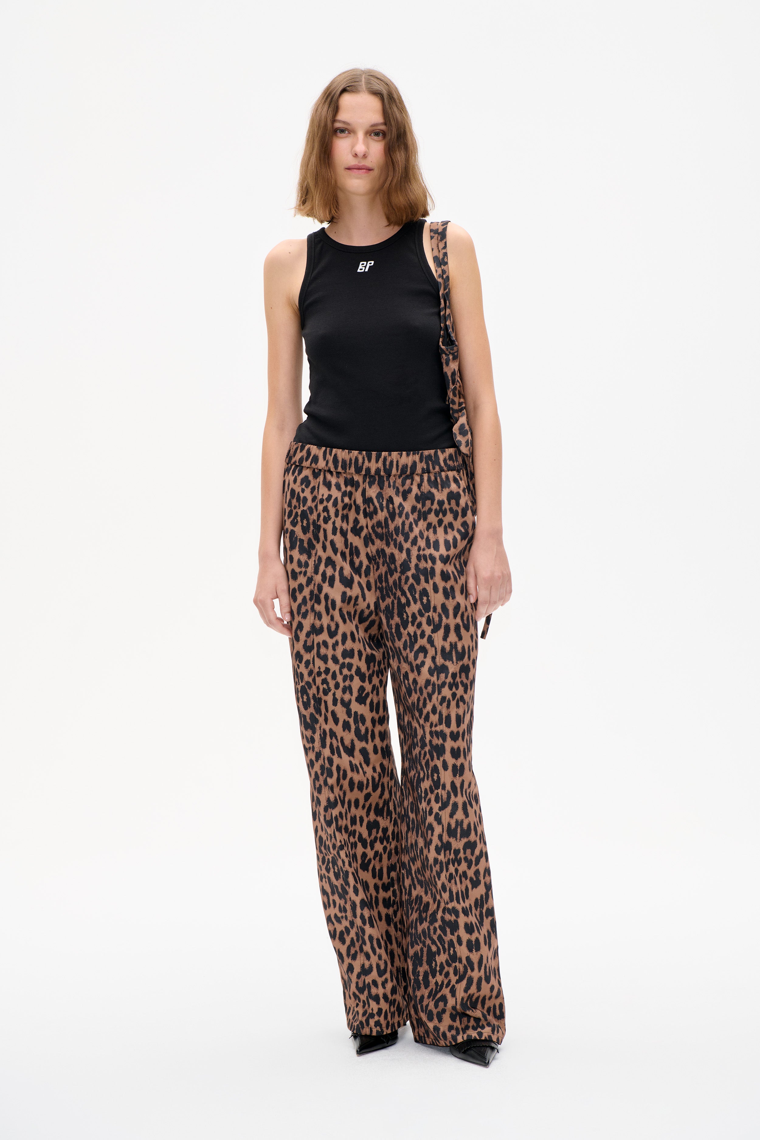 パンツ MASU FUR PRINT TROUSERS BROWN Shop NIVIA TROUSERS in Dark Brown Leopard | Fast Delivery