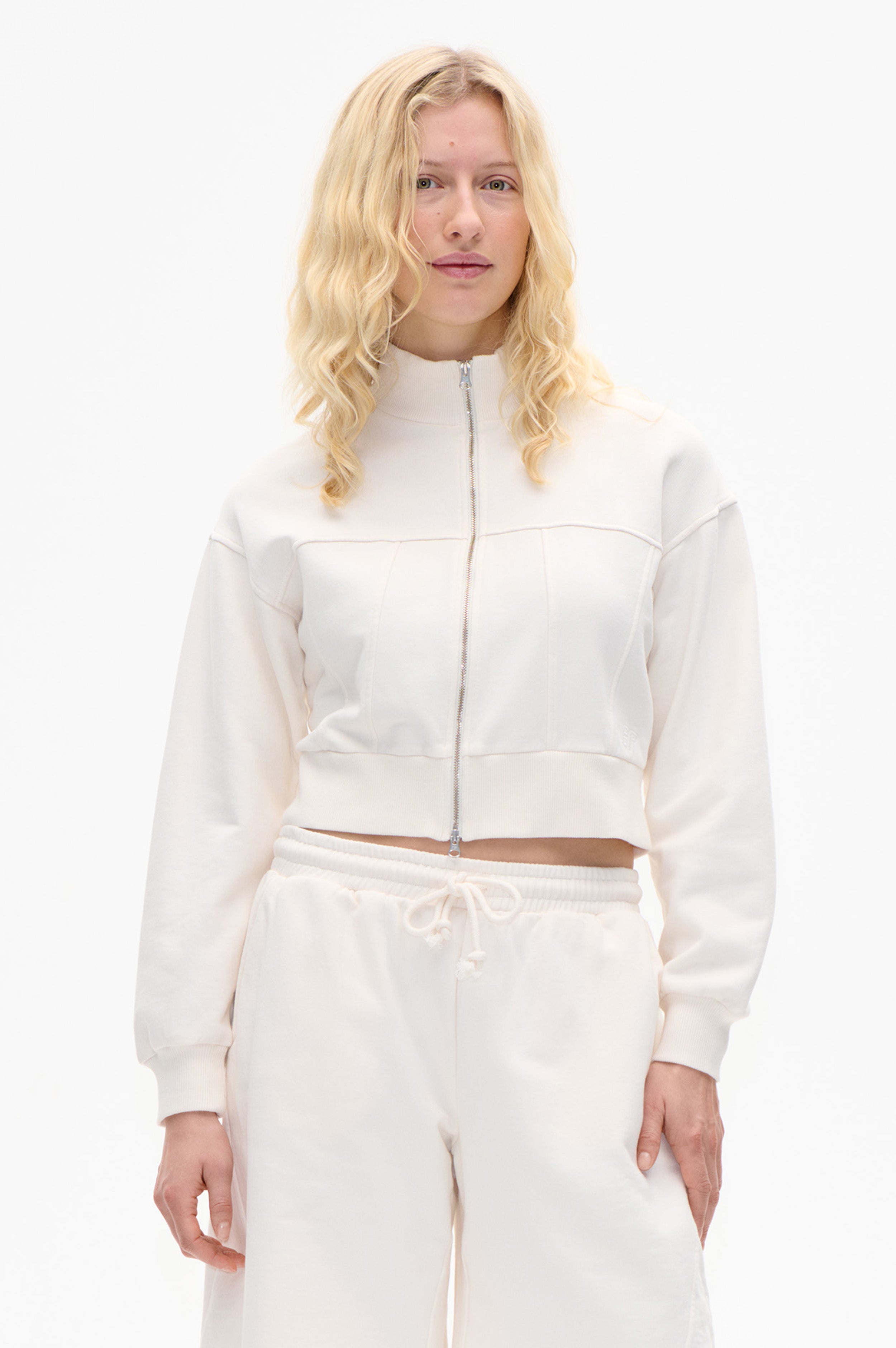 24974_1433_CROP.jpg media file