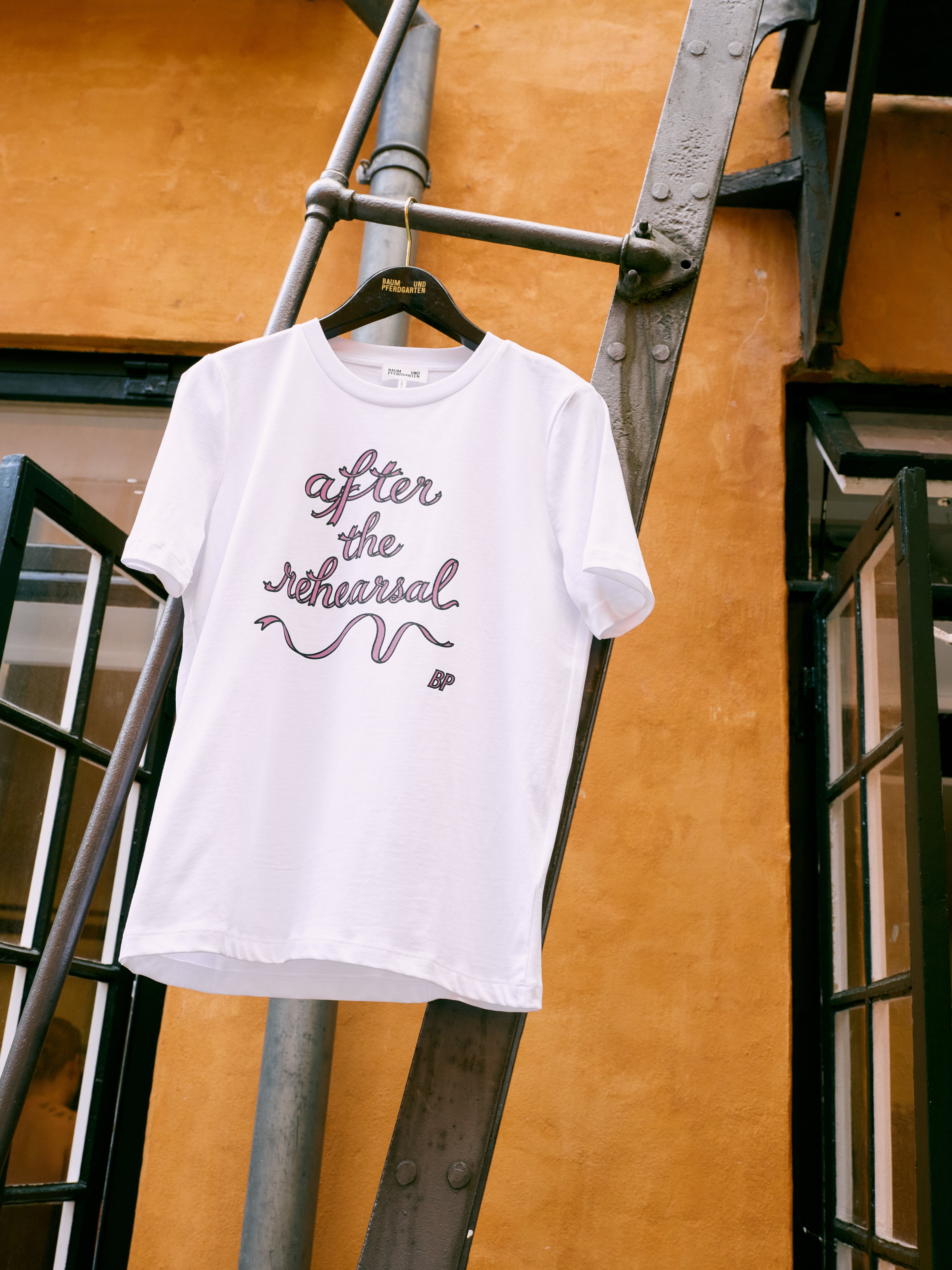Shop T-shirts from Baum und Pferdgarten | Official Store