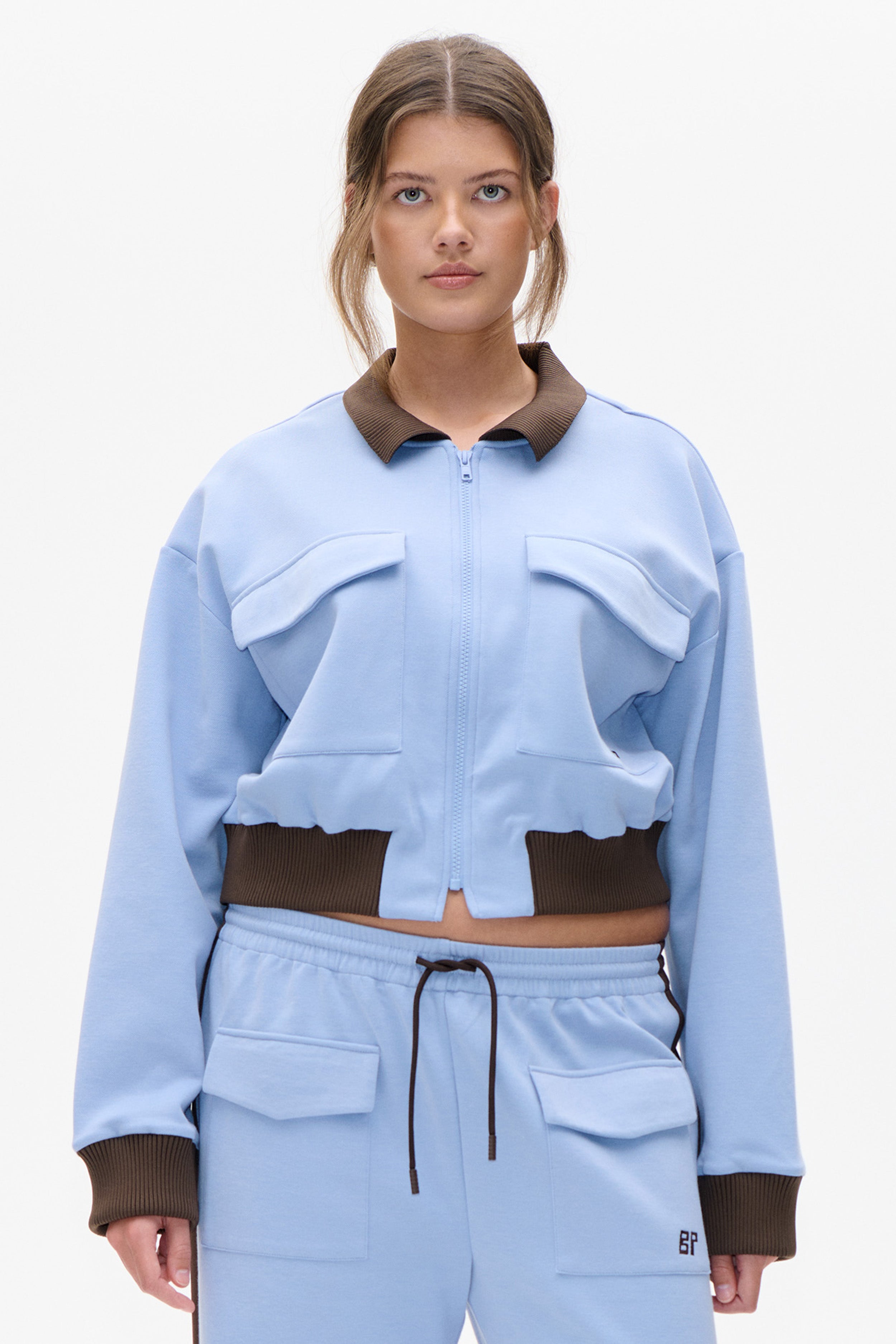 Baum und Pferdgarten INT