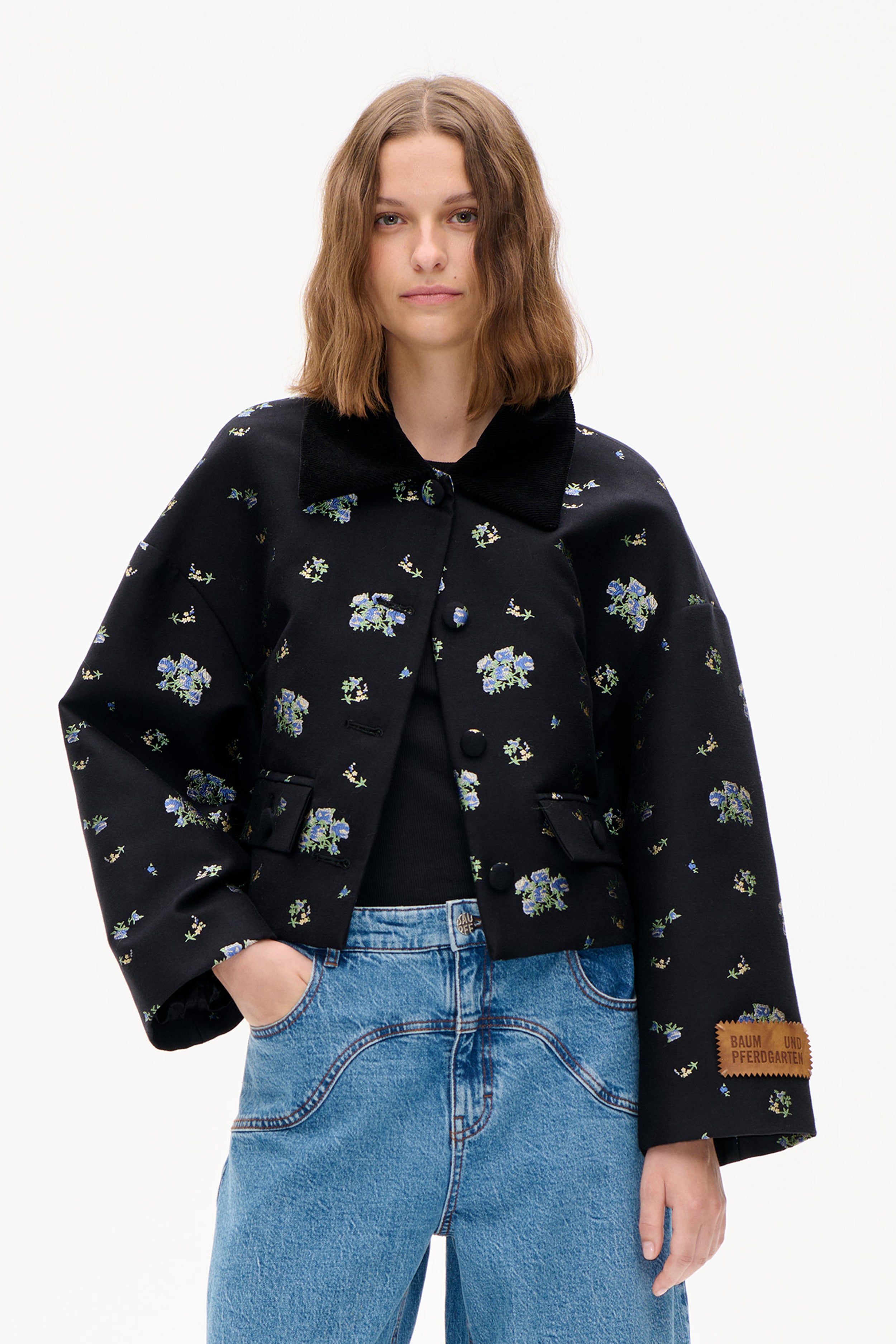 BAUM UND PFERDGARTEN 花柄ジャケット Shop BEBETH JACKET in Black Small Flower | Fast Delivery