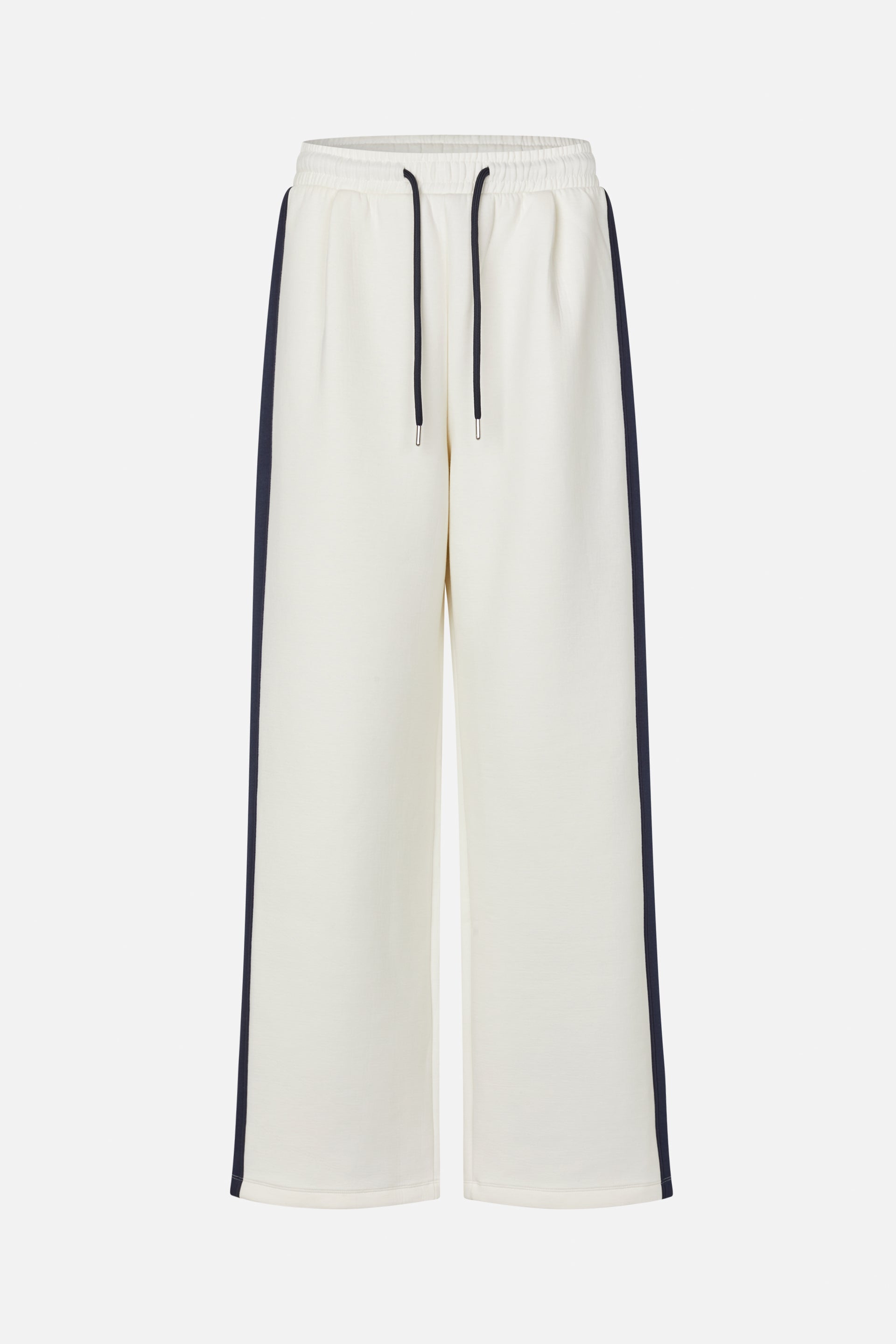 Discover Baum x B.93 | Baum und Pferdgarten