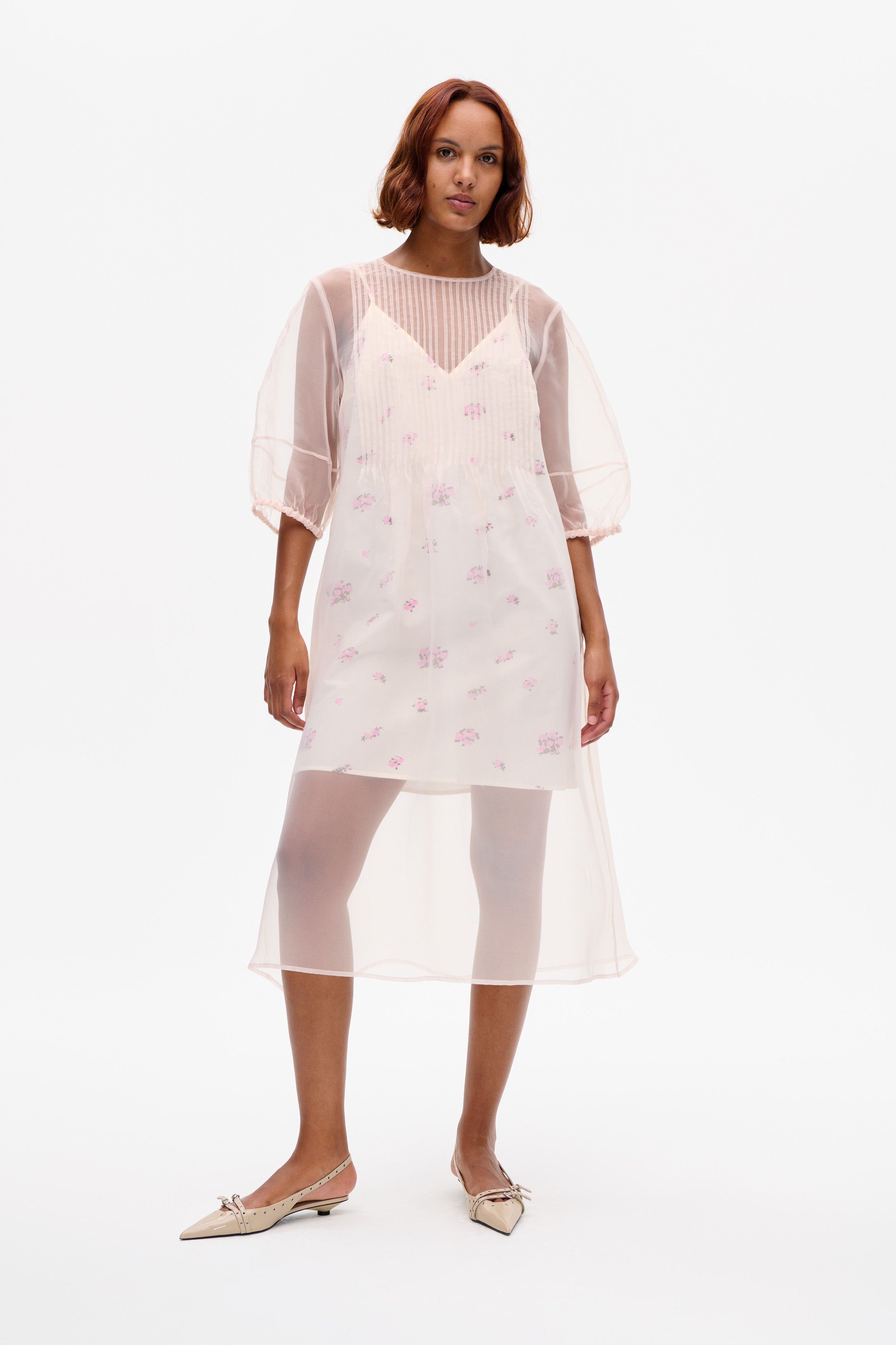 Shop ABIGAELLE DRESS in Fuchsia Pink Flower | Fast Delivery