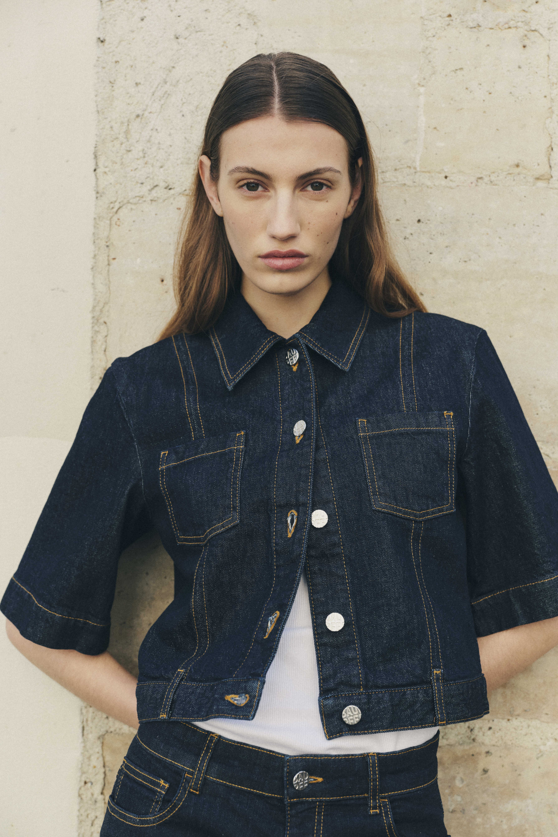 NO 05 | Dark Blue Rinse