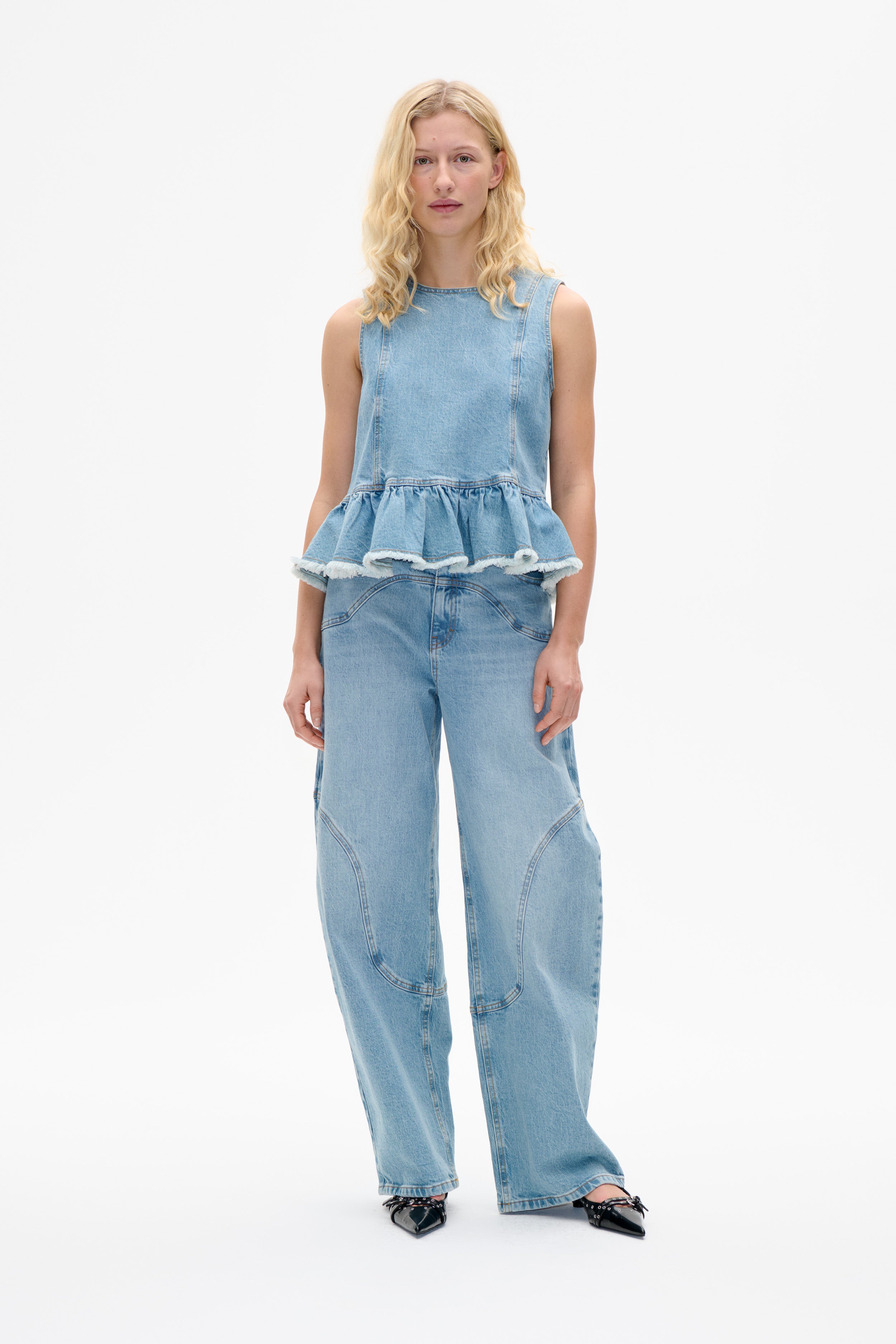 Shop Timeless Denim from Baum und Pferdgarten | Official Store