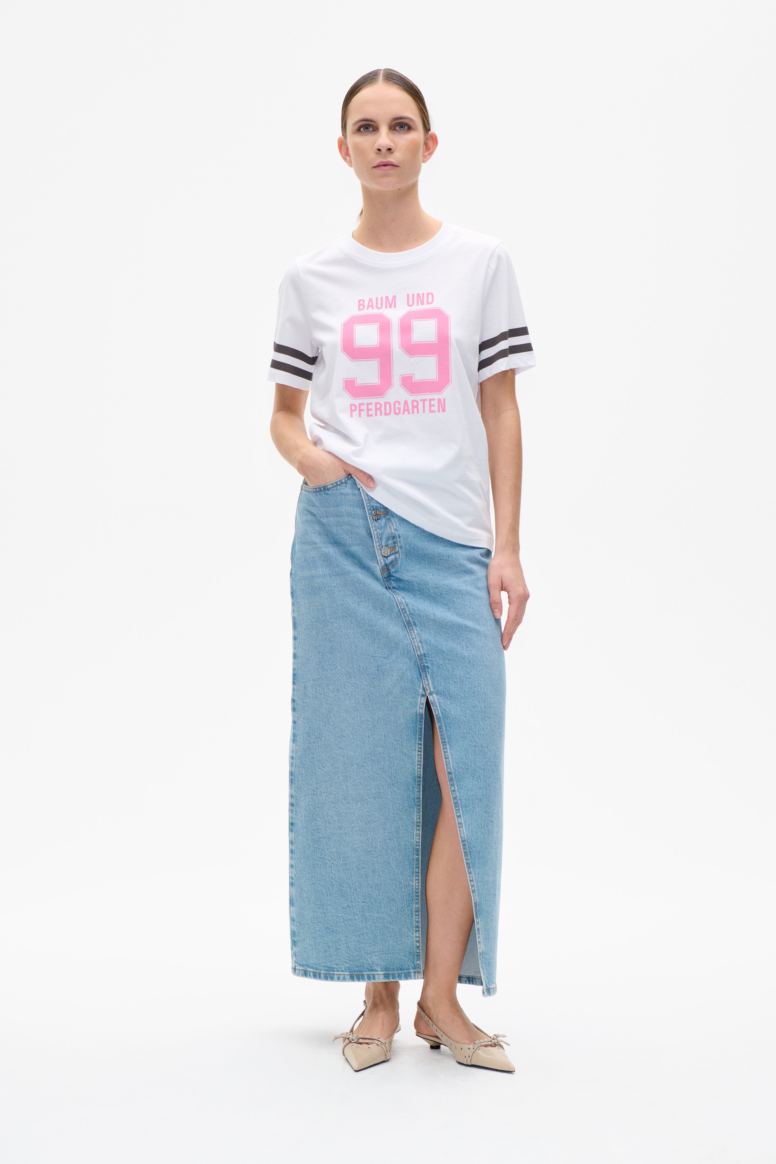 Shop T-shirts from Baum und Pferdgarten | Official Store