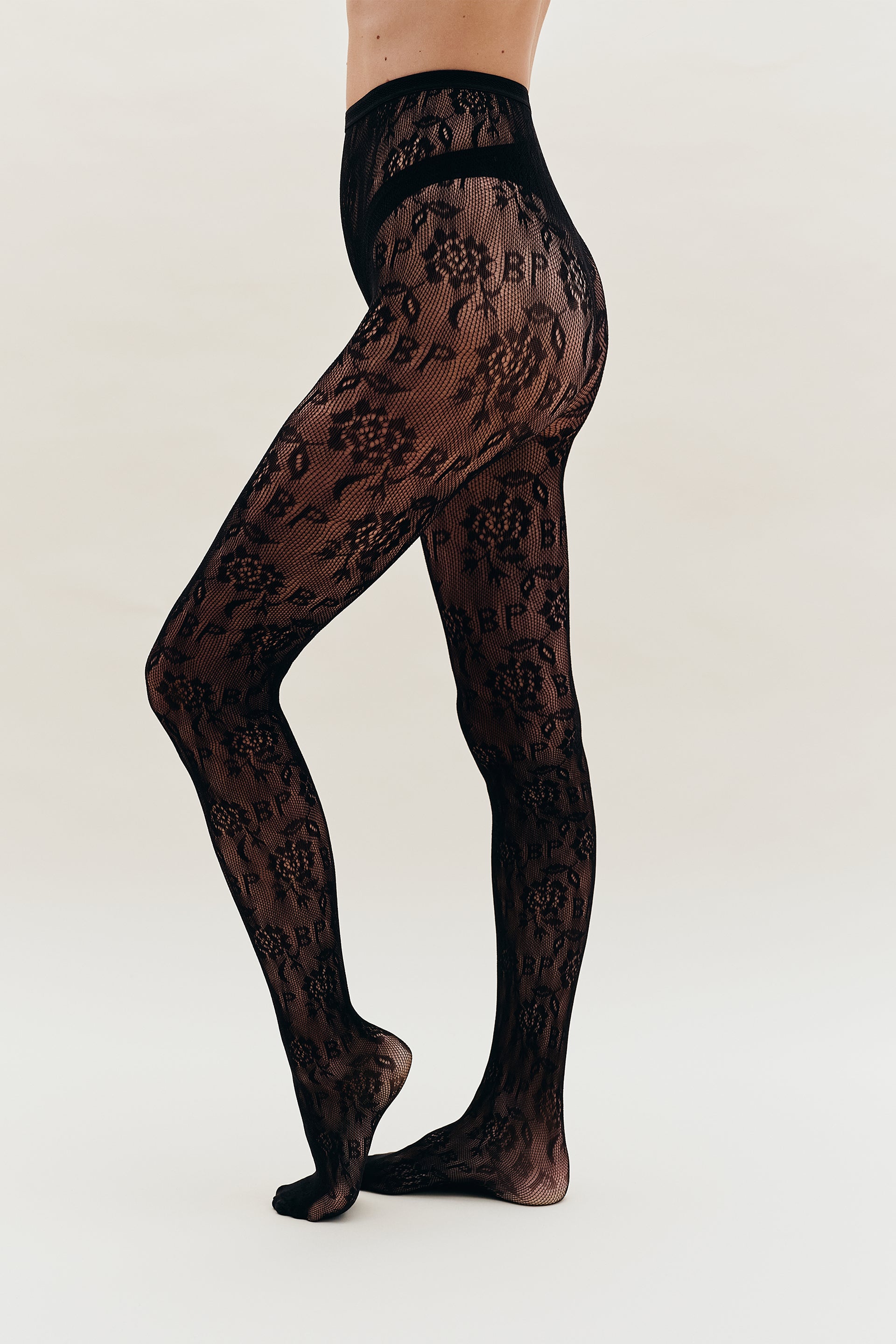 25.45 Baum und Swedish Stockings